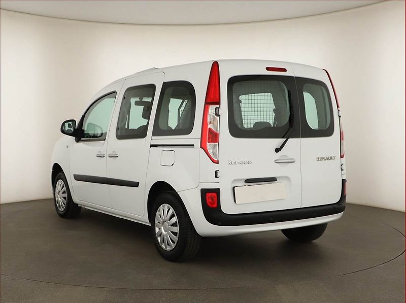 Renault Kangoo (2021) Zen 1.5 dCi, 5Míst, ČR, 1Maj - fotka 4 z 12