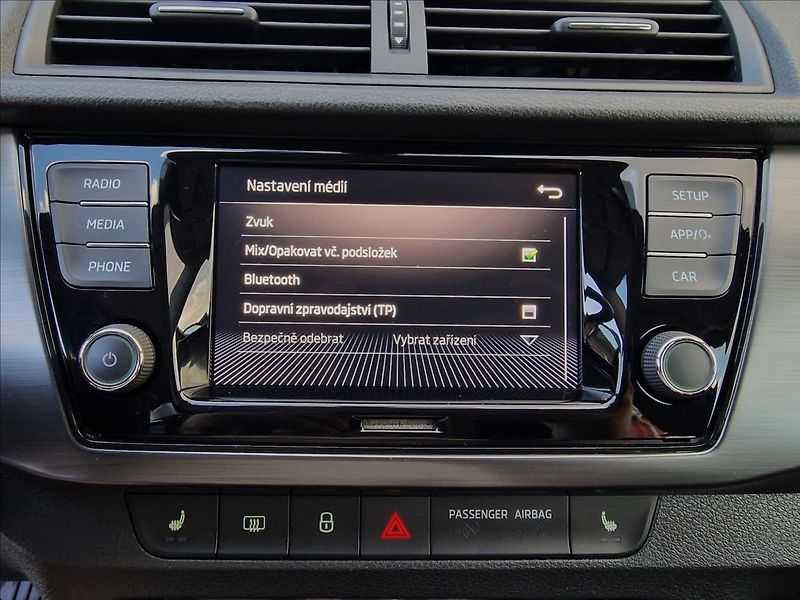 Škoda Fabia 1.0 TSI Style Combi,ČR,1.Maj. - fotka 31 z 48