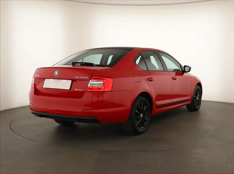Škoda Octavia (2017) Style Plus 1.6 TDI, Tempomat - fotka 5 z 14