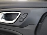 Jeep Compass 1,5 T. Hybrid Summit Výprodej! - náhled 19
