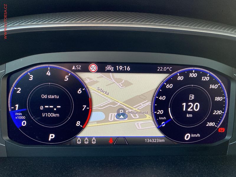 Volkswagen Arteon (2022) 2.0 TSi, ČR, R-Line, DSG - fotka 15 z 16