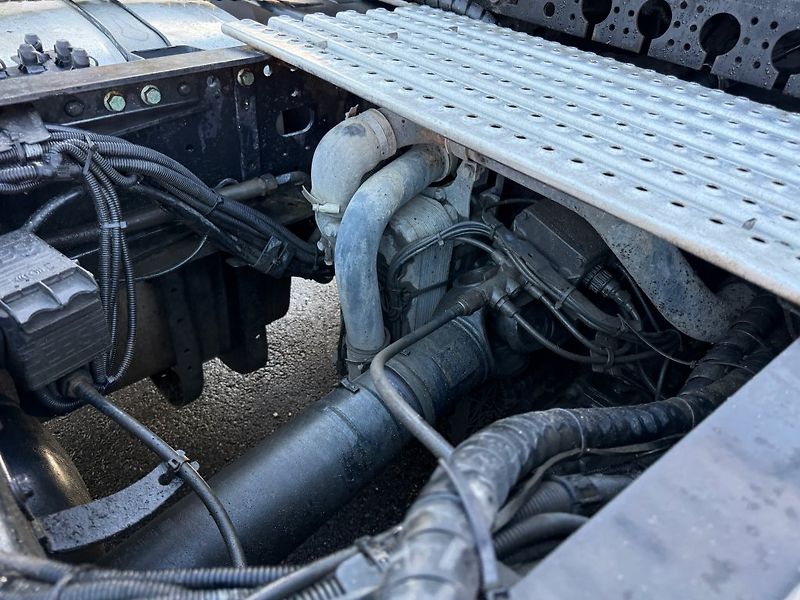 MAN TGX18.460 XXL EURO 6 Hydraulik - fotka 14 z 20
