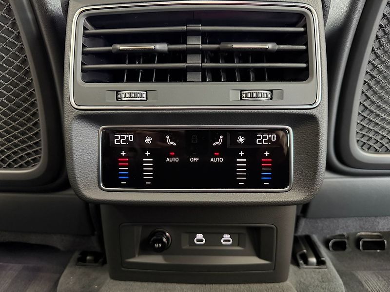 Audi Q7 50 TDI 210 KW QUATTRO S-LINE, - fotka 30 z 34