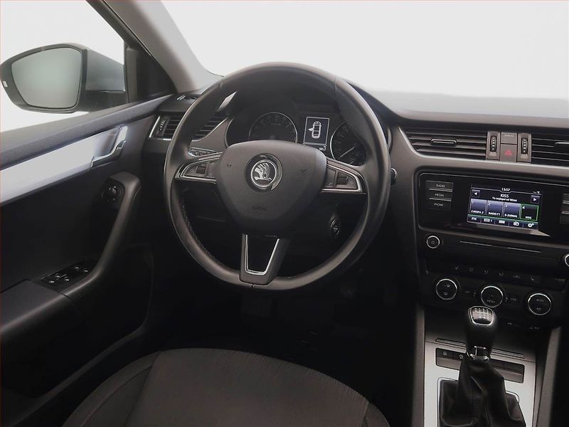 Škoda Octavia (2016) Style 2.0 TDI, Serv.kniha - fotka 7 z 20