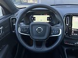 Volvo XC40 B3 FWD BE // 360 // kola - náhled 15
