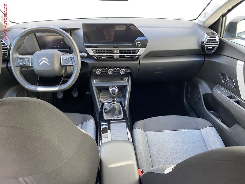 Citroën C4 (2022) 1.2 PT, Feel, LED, kamera - fotka 8 z 19