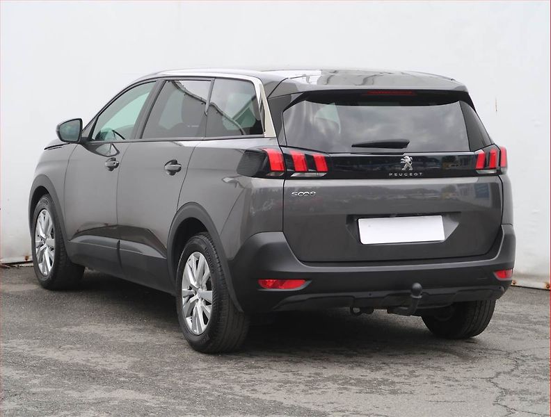 Peugeot 5008 (2020) Active PureTech 130, 7 míst - fotka 4 z 24