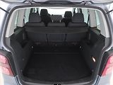 Volkswagen Touran (2008) 1.9 TDI, nová STK, Tažné - náhled 11