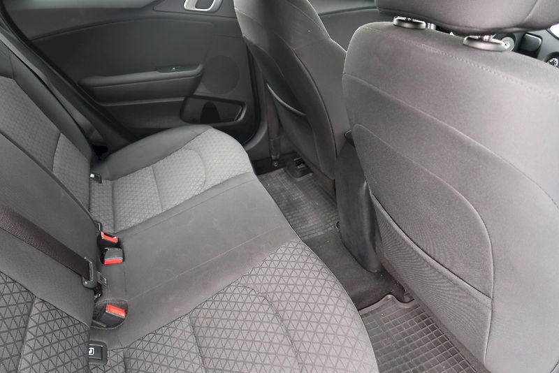 Kia Ceed (2022) Sportswagon, 1.0 T-GDI / 88 kW - fotka 8 z 29