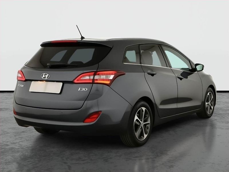 Hyundai i30 (2016) 1.6 GDI, Tempomat - fotka 5 z 14