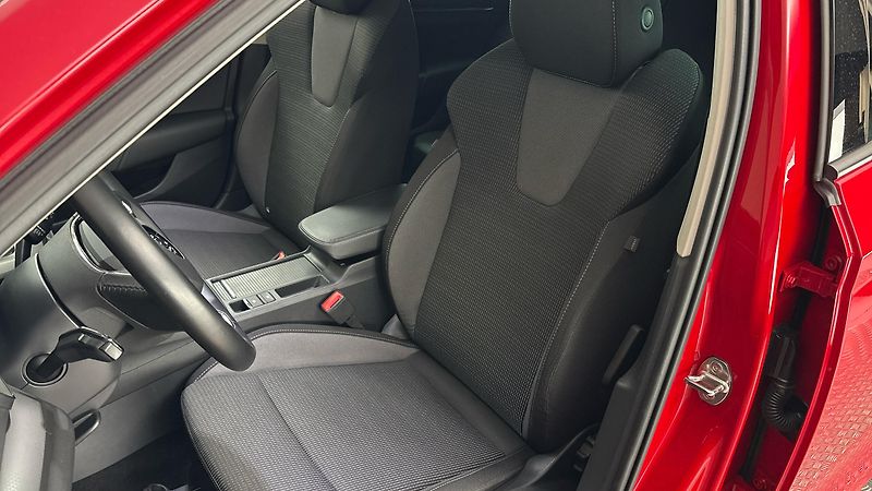 Škoda Octavia 1.5 TSI Ambition - fotka 15 z 25