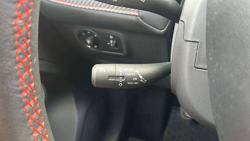 MG ZS Emotion 1,5 78kW MT5/5222 - fotka 12 z 21