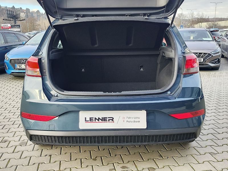Hyundai i30 1.5i/81kW Start Plus - fotka 9 z 24