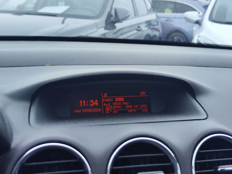 Peugeot 308 1.6VTi/88kW Premium - fotka 14 z 21
