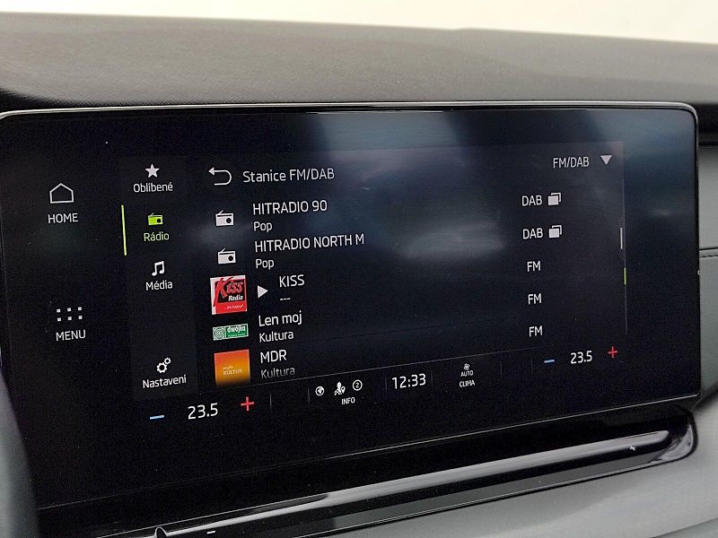 Škoda Octavia (2023) Combi Ambition 2,0 Tdi 110 Kw - fotka 19 z 36