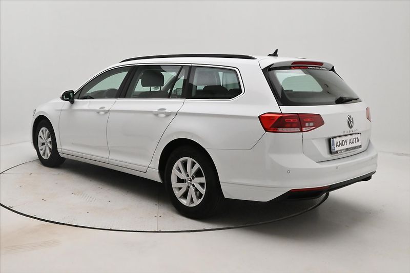 Volkswagen Passat 2,0 TDI 110 kW DSG Business Zá - fotka 7 z 32