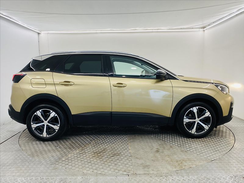 Peugeot 3008 1,2 PureTech 96kW Active - fotka 26 z 28