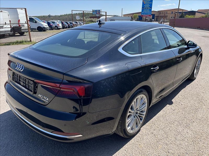 Audi A5 2.0 SPORTBACK 40 TDi 4x4 S-TRO - fotka 6 z 56