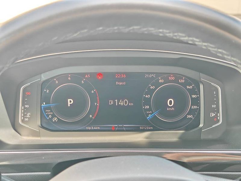 Volkswagen Tiguan Elegance 7DSG 1,5TSi - fotka 12 z 23