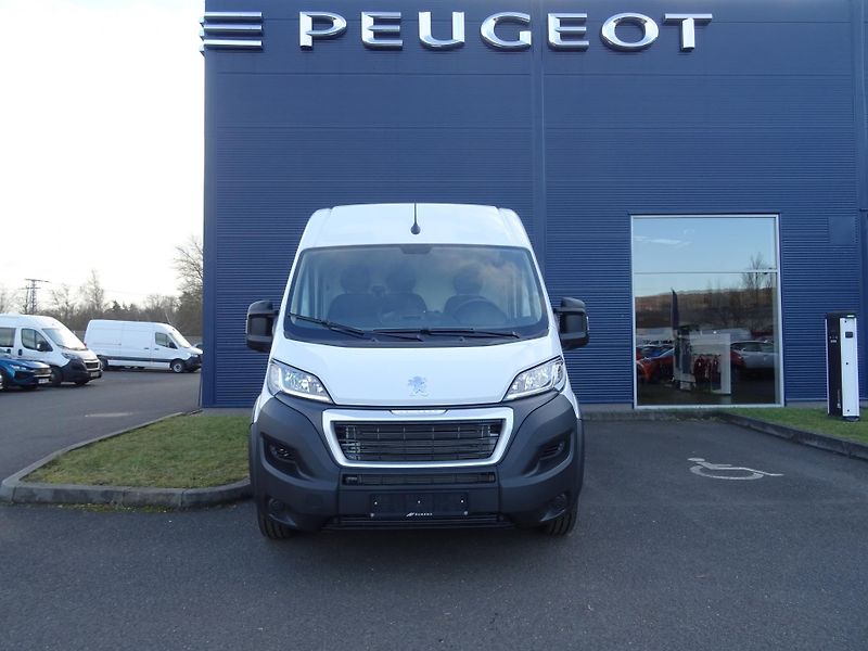 Peugeot Boxer (2023) 4350 L4H2 2.2 BHDi 165k MAN6 - fotka 3 z 28