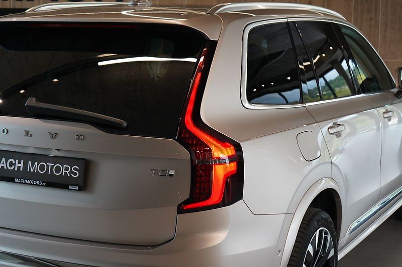 Volvo XC90 T8 PLUS Bright, Vzduch, 360° - fotka 9 z 50