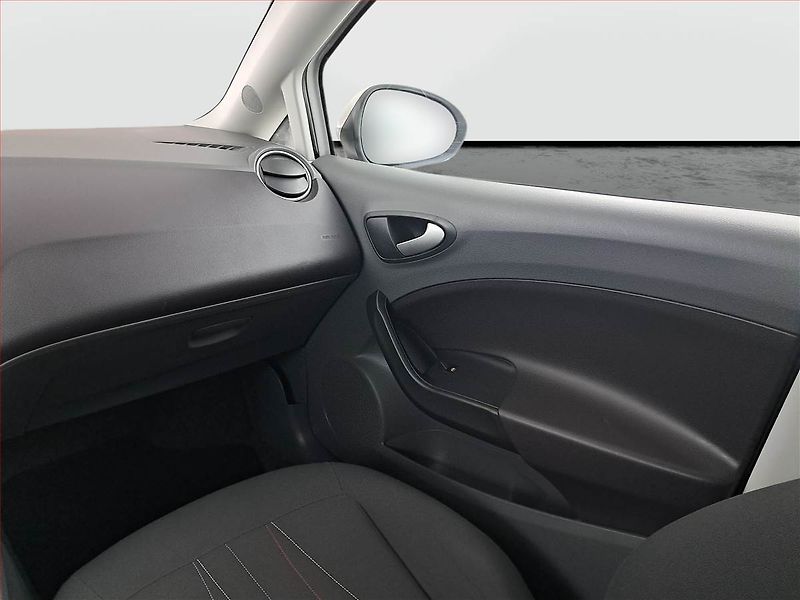 Seat Ibiza (2012) 1.2 12V, nová STK - fotka 8 z 14