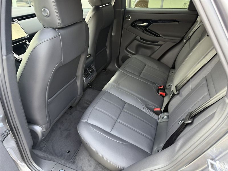 Land Rover Range Rover Evoque (2026) 2,0 DYNAMIC SE D165 - fotka 23 z 28