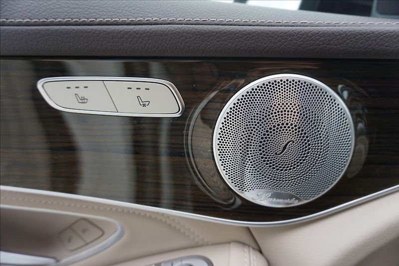 Mercedes-Benz GLC 2,0 300 4M kupé 1.maj - fotka 10 z 20