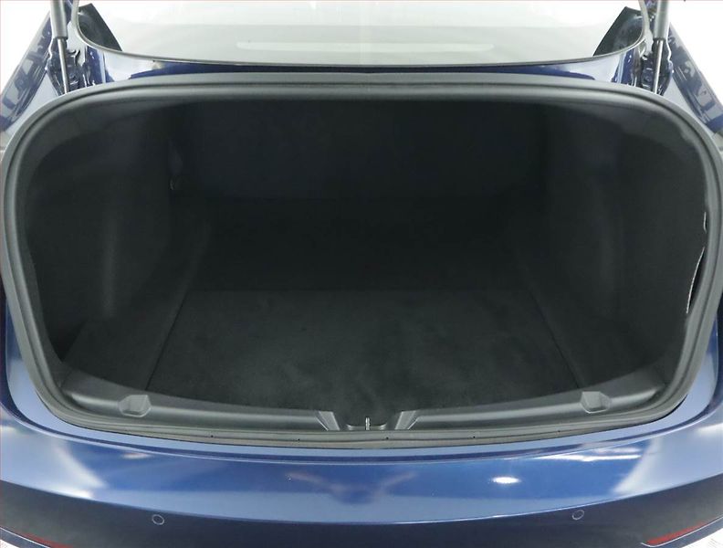 Tesla Model 3 (2019) Long Range 4WD 78kWh, SoH 81% - fotka 14 z 22