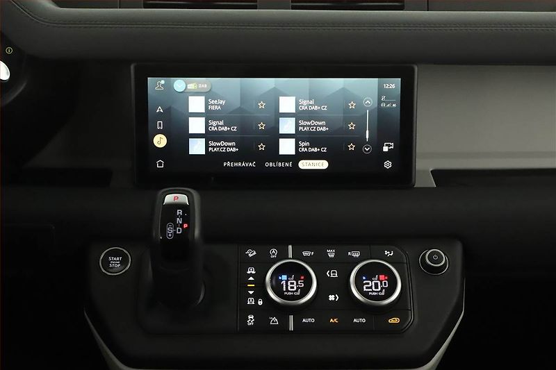 Land Rover Defender (2023) D250 AWD - fotka 12 z 20
