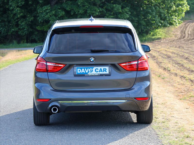 BMW Řada 2 1,5 216d Automat CZ Kůže LED - fotka 6 z 36