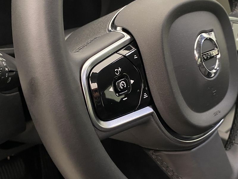 Volvo XC60 B4 AWD BRIGHT PLUS AUT - fotka 20 z 58