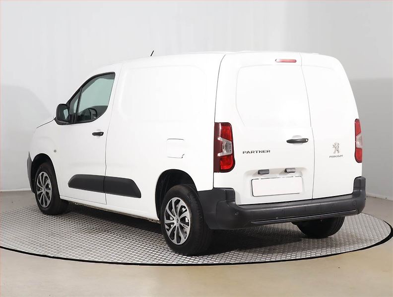Peugeot Partner (2021) 1.5 BlueHDi, SR - fotka 4 z 11