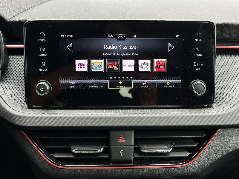 Škoda Kamiq 1.0TSi Monte Carlo 116PS Matri - fotka 25 z 44