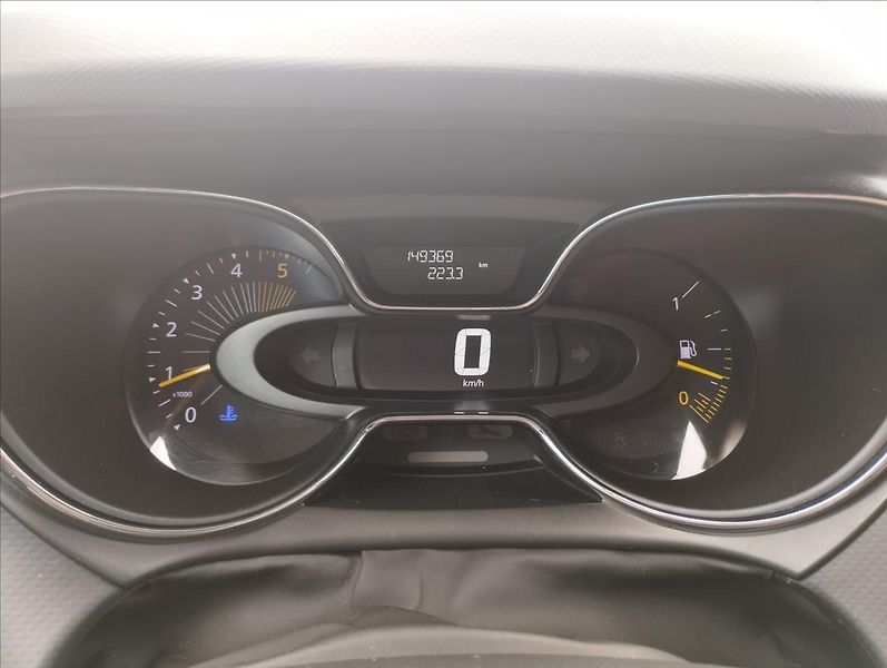 Renault Captur 1,5 DCi 66KW NAVI,DIGI KLIMA - fotka 11 z 20