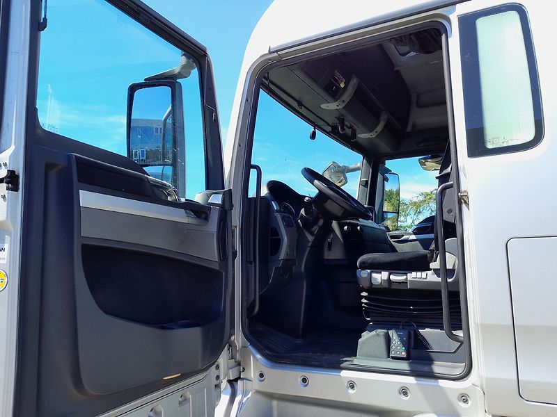 MAN TGX 18.440 LowDeck - fotka 10 z 34
