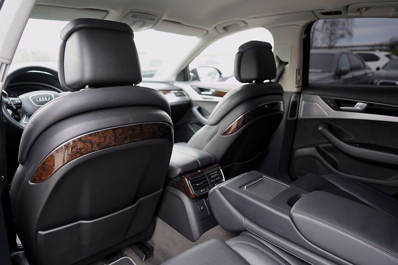 Audi A8 3.0 TFSI Quattro/Tiptr./290 PS - fotka 18 z 50
