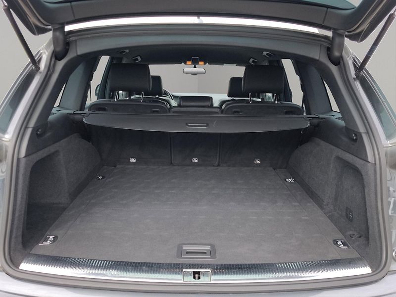 Audi Q7 (2015) S-line Quattro 3.0 TDI 180kW, - fotka 28 z 30