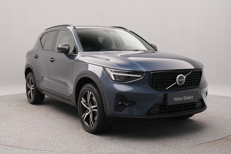Volvo XC40 B3 DARK PLUS CZ 1.maj - fotka 13 z 48