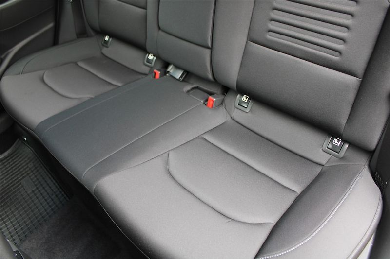 Hyundai i30 1,5 CVVT  ČR,1MAJ,ZÁRUKA,STYLE - fotka 25 z 32