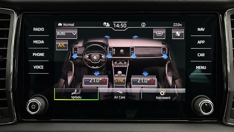 Škoda Kodiaq 2.0 TDI DSG 4x4 Style - fotka 28 z 31