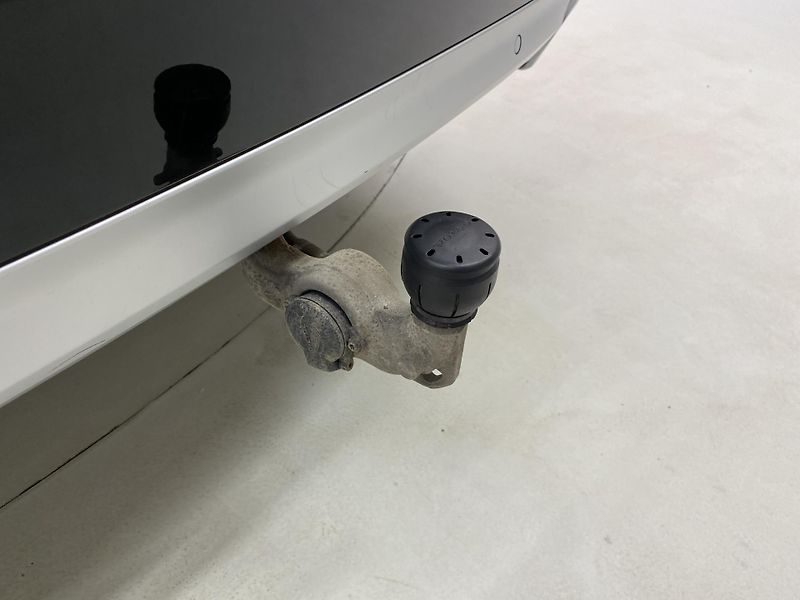 Volvo XC90 D5 AWD INSCRIPTION REZERVACE - fotka 35 z 49