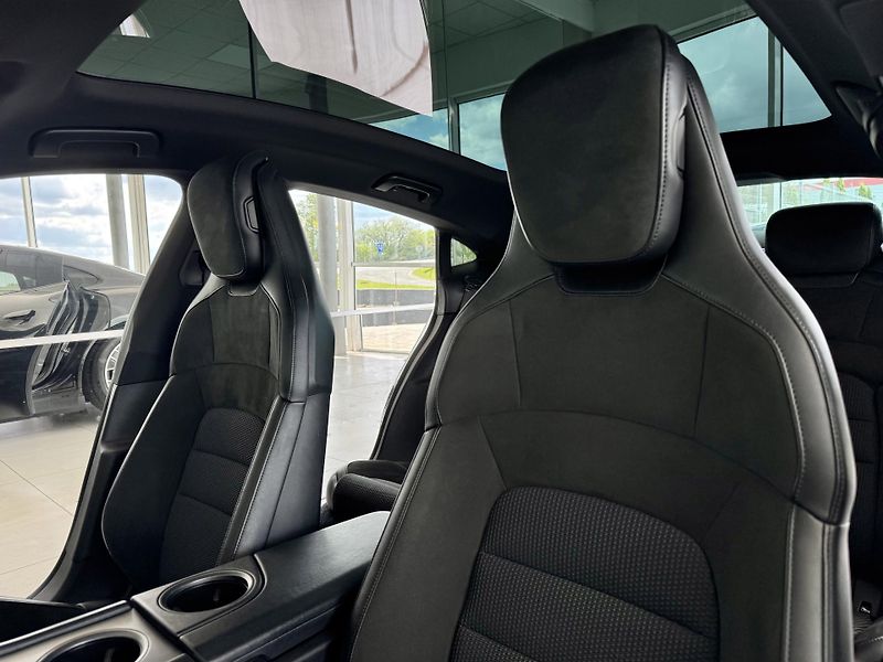 Porsche Taycan 4S Performance*Panorama*DPH - fotka 13 z 41