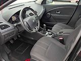 Renault Fluence (2015) 1.6 i, 1.maj,ČR, autoAC, temp - náhled 9