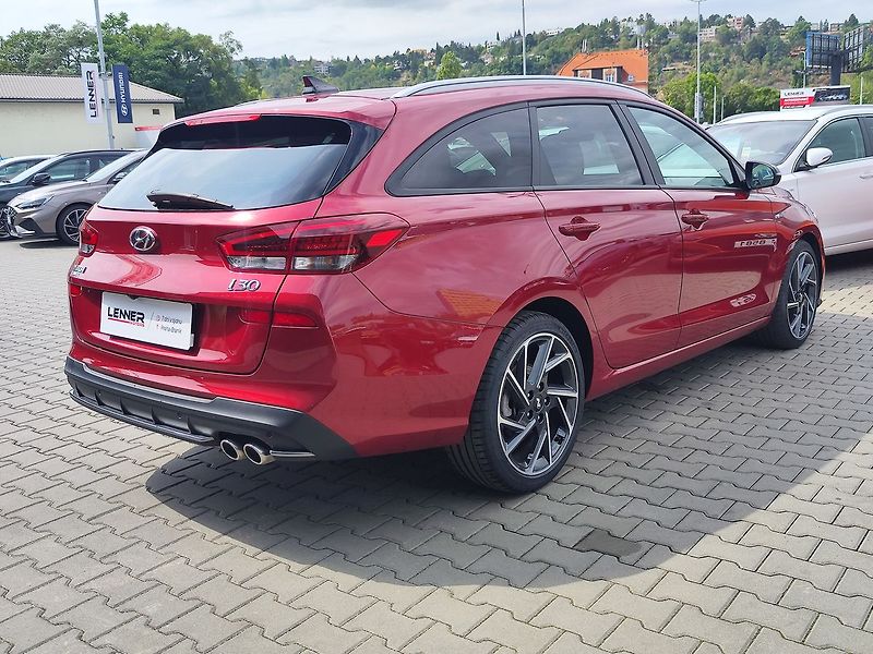 Hyundai i30 1.5 T-GDI/117kW N-Line DCT - fotka 5 z 32