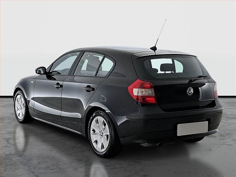 BMW Řada 1 (2004) 116i, po STK, jezdí dobře - fotka 4 z 16
