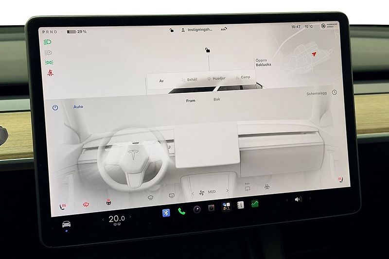 Tesla Model Y Long Range AWD - fotka 25 z 31