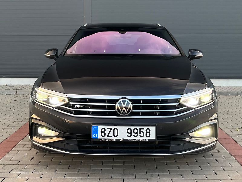 Volkswagen Passat - fotka 2 z 50
