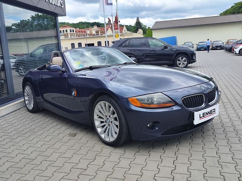 BMW Z4 2.2i/125kW Cabrio - fotka 6 z 32