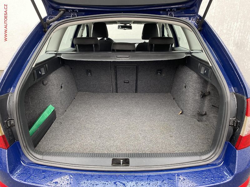 Škoda Octavia (2014) 1.4 TSi, ČR, AC, tempo, park - fotka 7 z 17